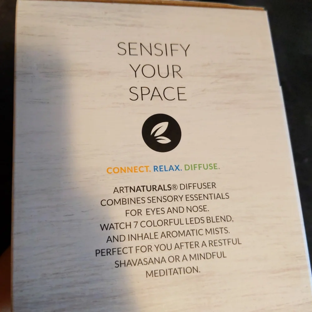 ART NATURALS OIL DIFFUSER + 6 ESSENTIAL OIL BUNDLE